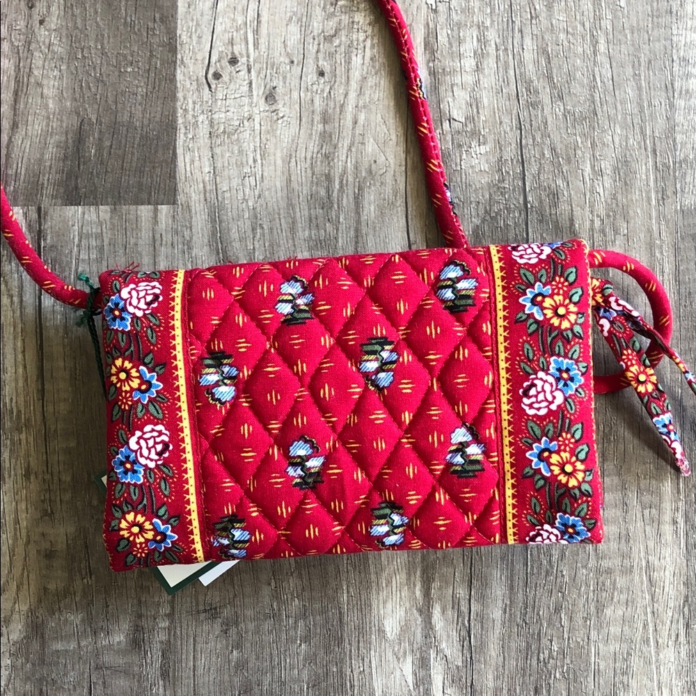 Vera Bradley Provincial Red Tri-Fold Quilted Floral Wallet Purse NEW - Picture 7 of 7